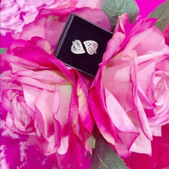 Gold Dipped resizable Anita ko style ring double leaf ring *pre order* - Picture 15 of 15